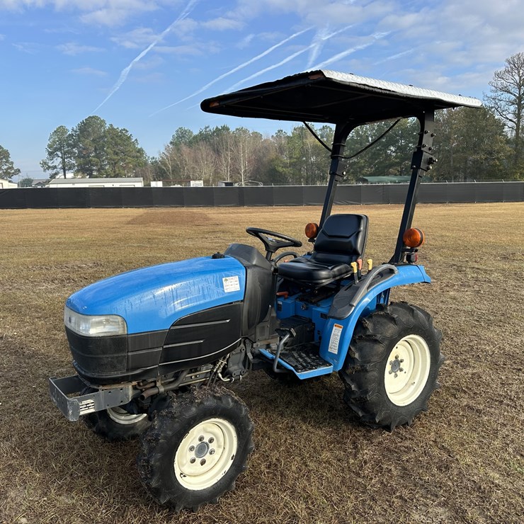 NEW HOLLAND TC21
