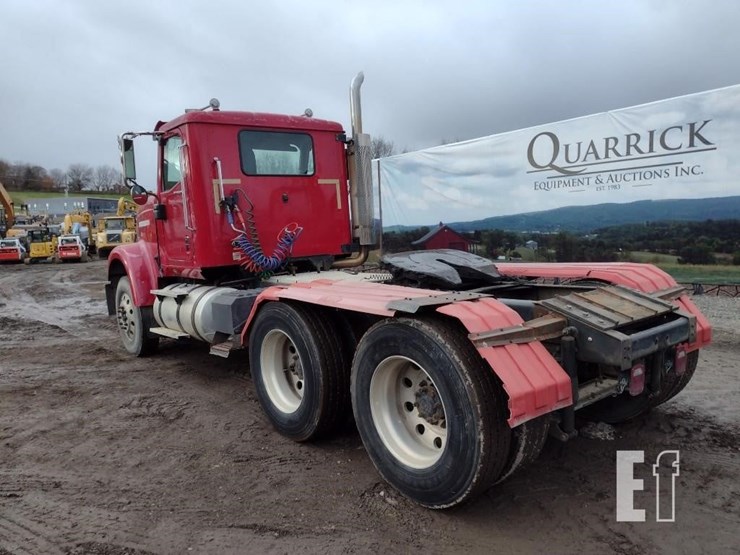 2006-international-paystar-5900-image-39