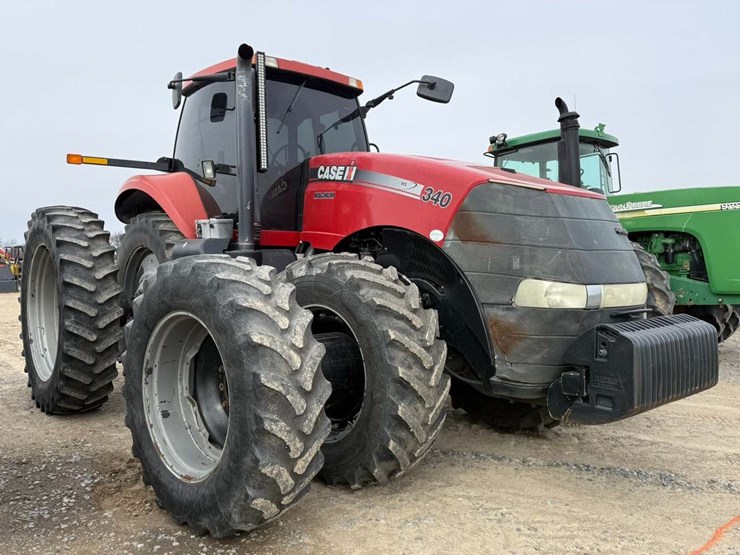 2015-case-ih-magnum-340-image-1