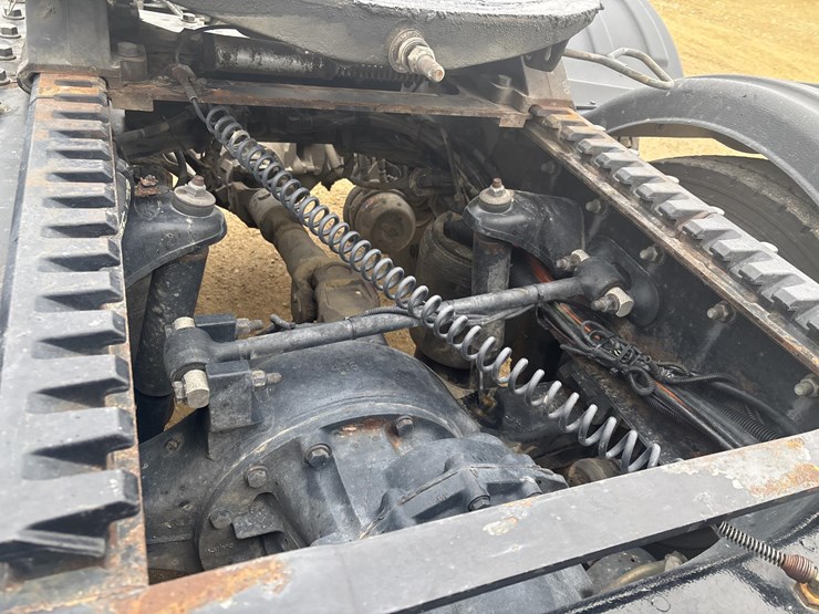 2006-peterbilt-379-image-53