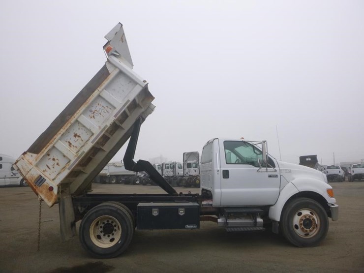 2008-ford-f650-image-9