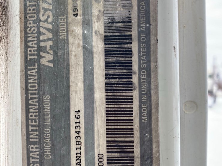 2001-case-ih-4900-image-40