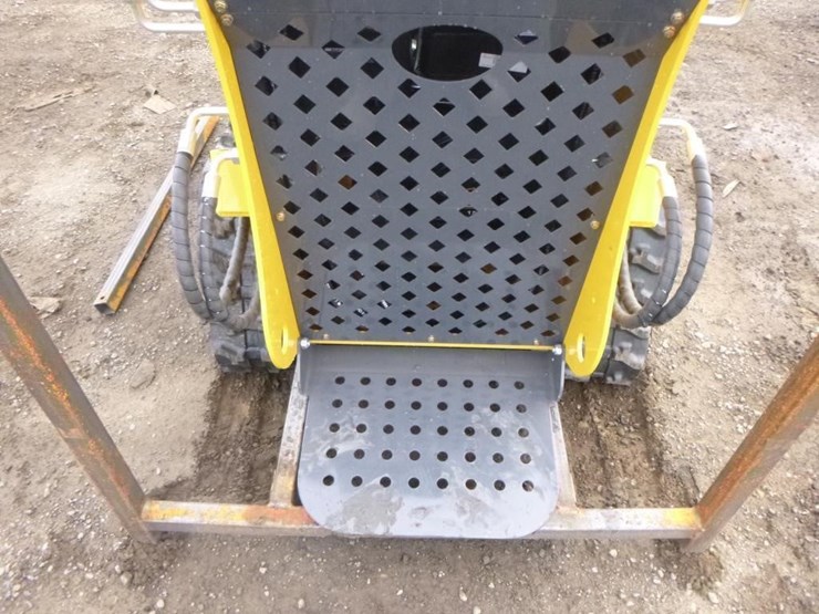 sdlanch-sdll60-skid-steer-track-loader-image-13