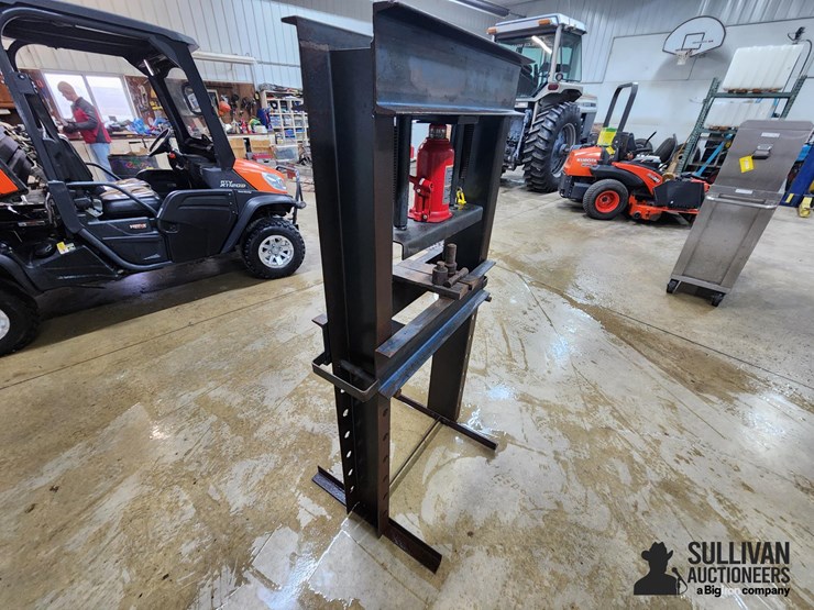 hawke-60,000lb-shop-press-image-7