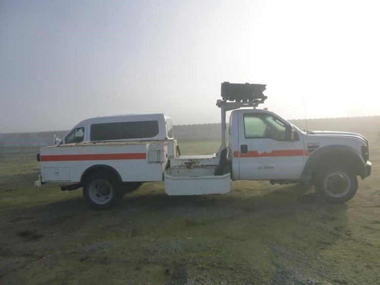 2008-ford-f550-image-7