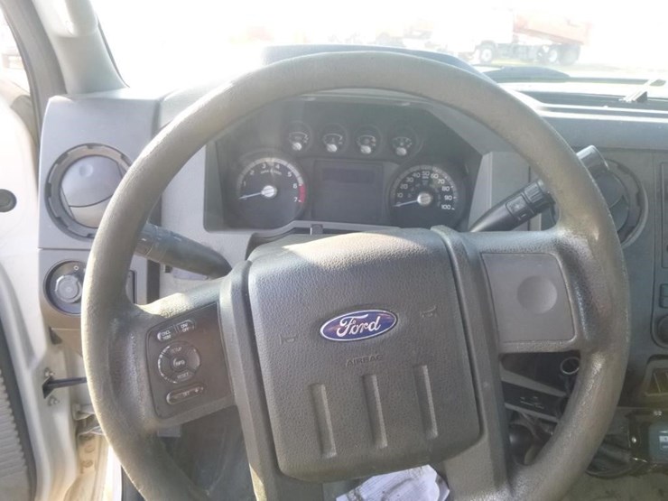 2014-ford-f250-image-16