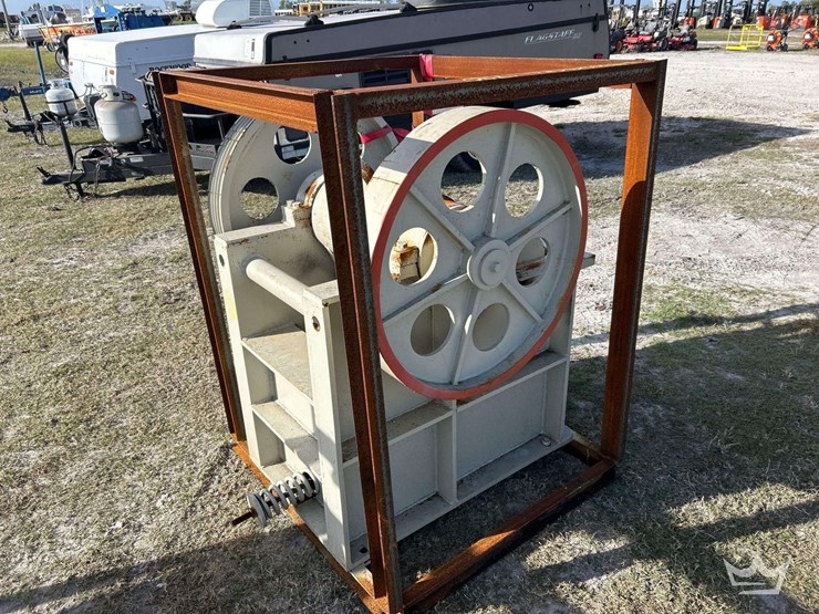 2025-sklp-sk-psj220-electric-jaw-crusher-image-3