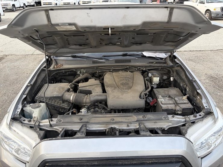 2020-toyota-tacoma-image-19