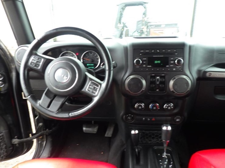 2016-jeep-wrangler-image-9