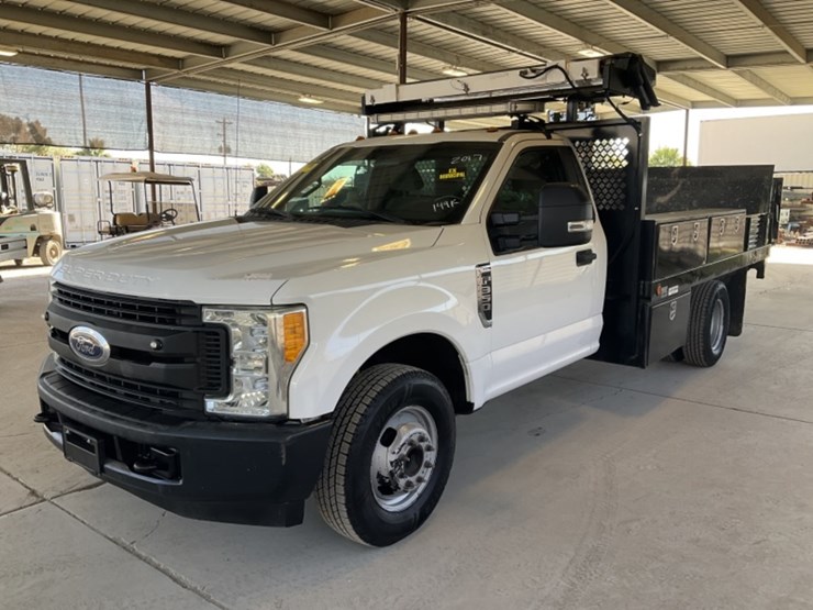 2017-ford-f350-image-4