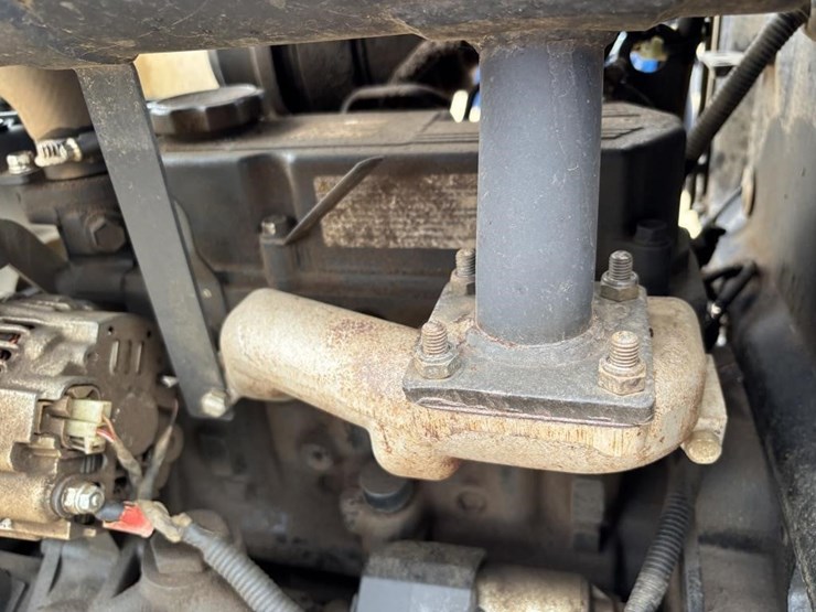 2021-new-holland-workmaster-25-image-48