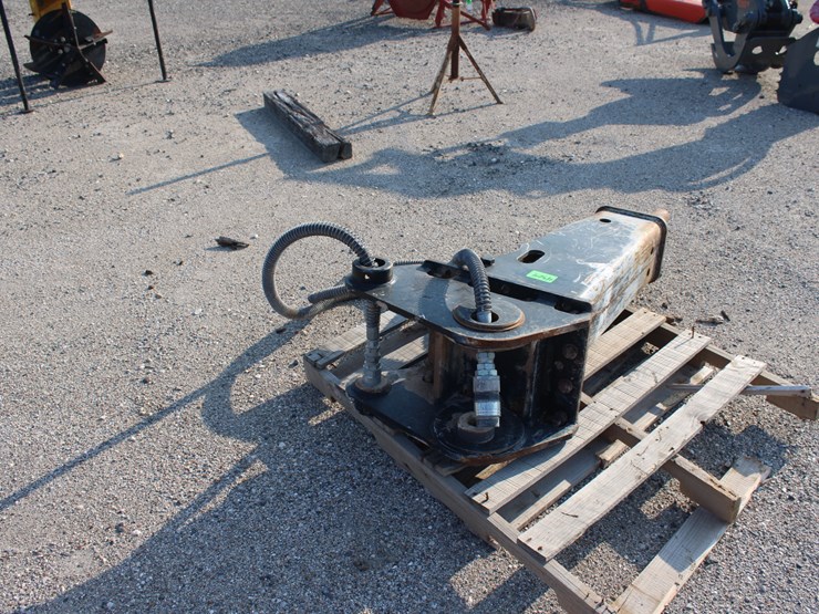 caterpillar-416f2-image-3