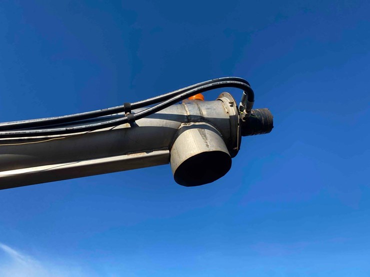 adams-ss-fertilizer-bed-image-15