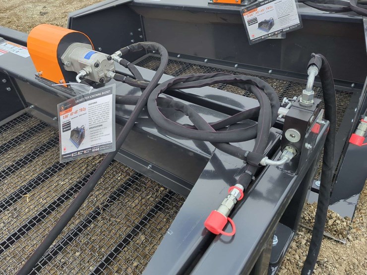 wolverine-skid-steer-72"-screening-bucket-image-4