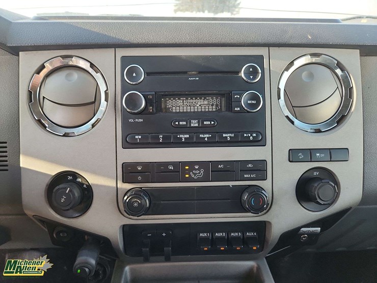 2015-ford-f350-sd-image-24