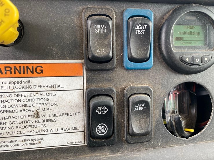 2019-freightliner-m2-curtain-side/box-truck-image-44