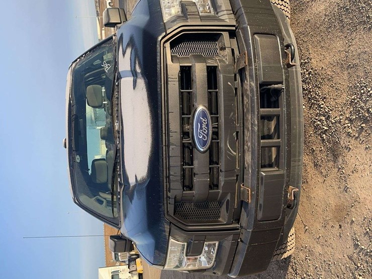 2016-ford-f150-image-10