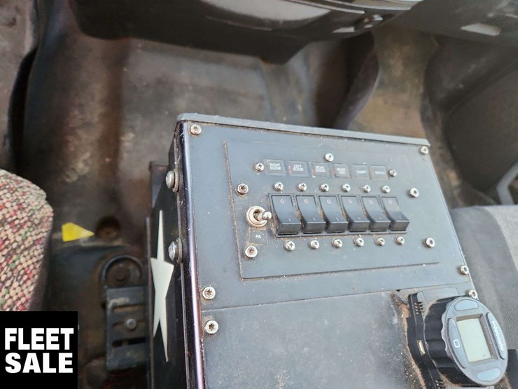 2014-ram-5500-4x4-s/a-service-truck-image-13