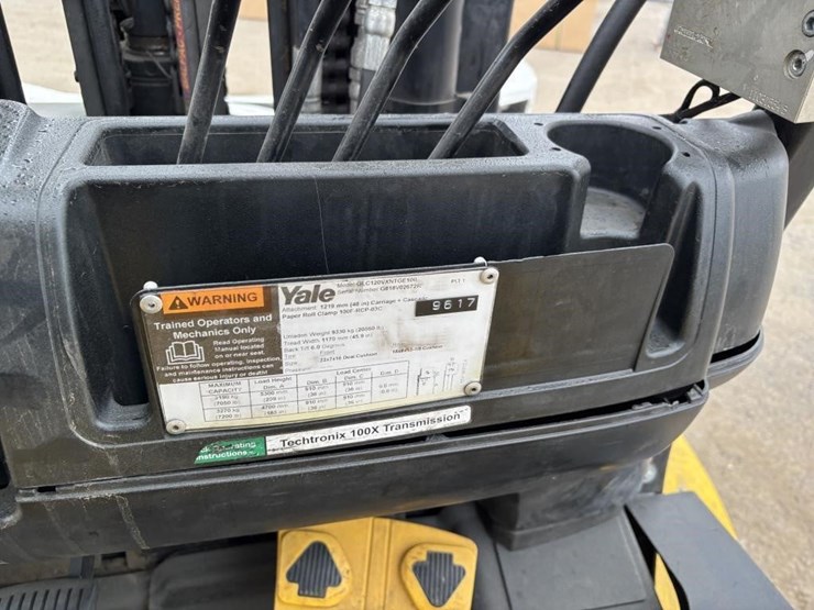 2017-yale-glc120vxntge100-forklift-image-24