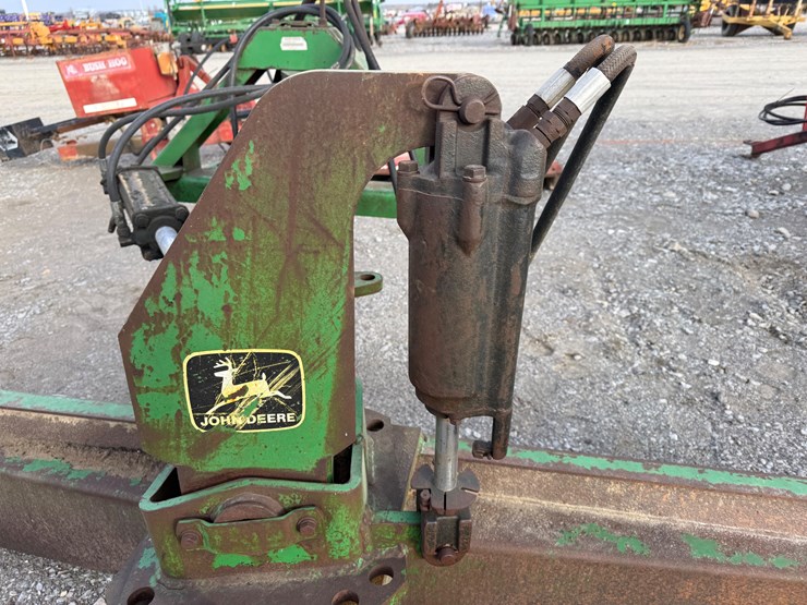 john-deere-10-image-5