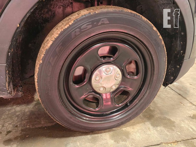 2014-ford-explorer-image-19