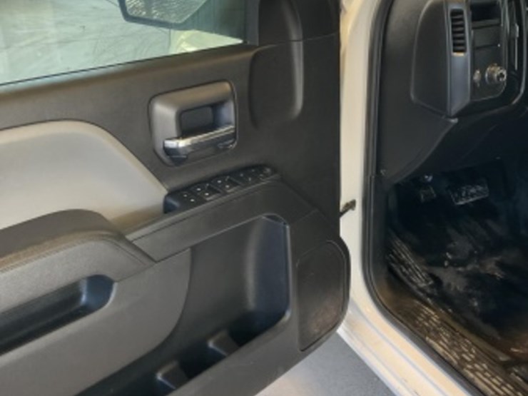 2017-chevrolet-silverado-1500-image-22