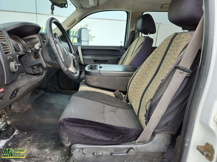 2012-gmc-sierra-3500hd-image-14