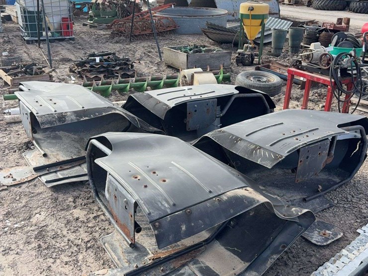 john-deere-4710-image-1