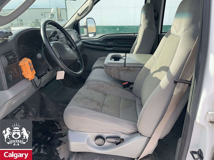 2006-ford-f350-image-15