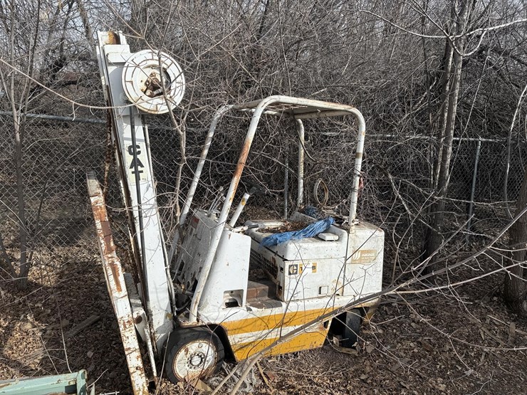 1970-caterpillar-t40b-image-1