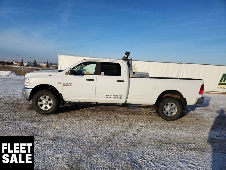 2014-dodge-2500-image-21