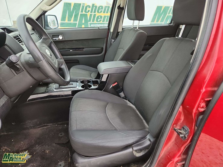 2011-mazda-tribute-image-22