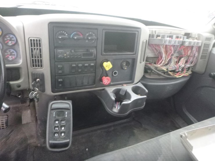 2010-international-durastar-4400-image-13