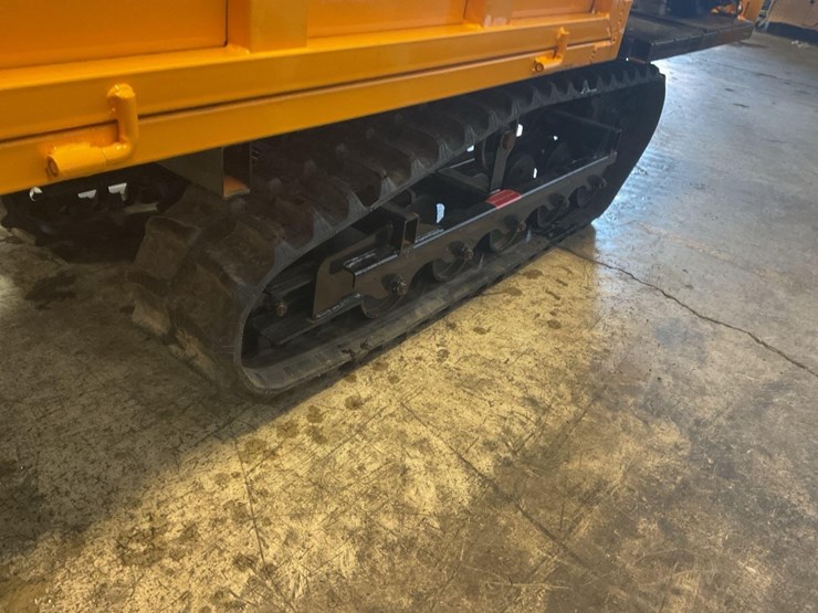 (inv.50035)-new-unused-ir-model-ird25-track-dumper,-13-hp-gas-engine,-3-speed,-hydraulic-dump-image-7