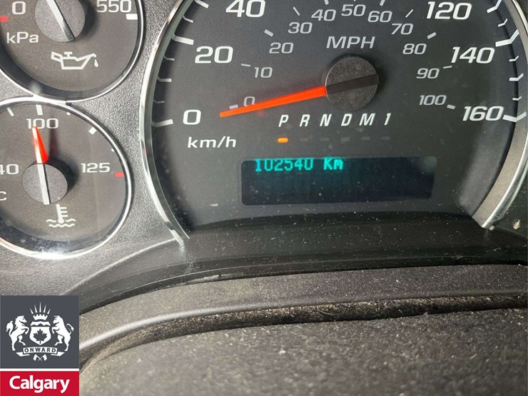 2010-chevrolet-express-3500-image-22