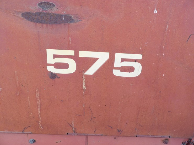 new-holland-575-image-5