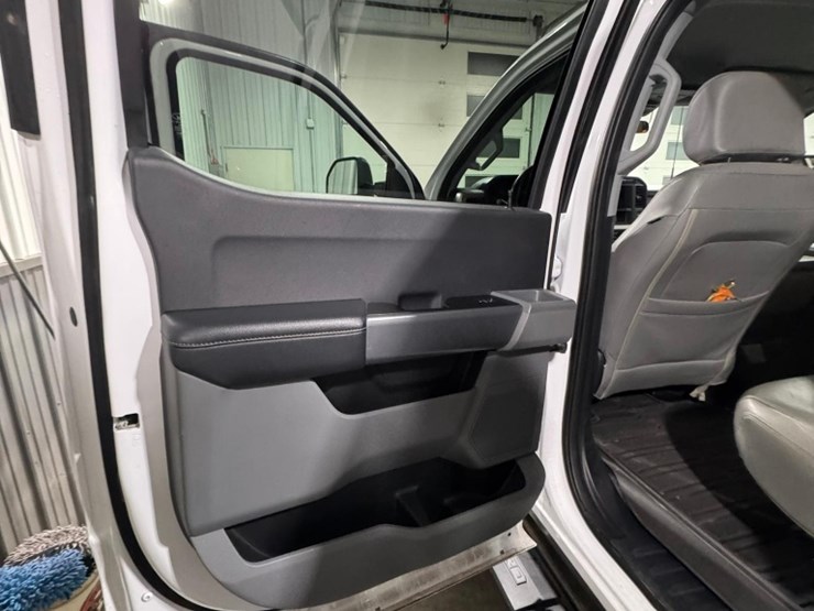 2024-ford-f250-image-8