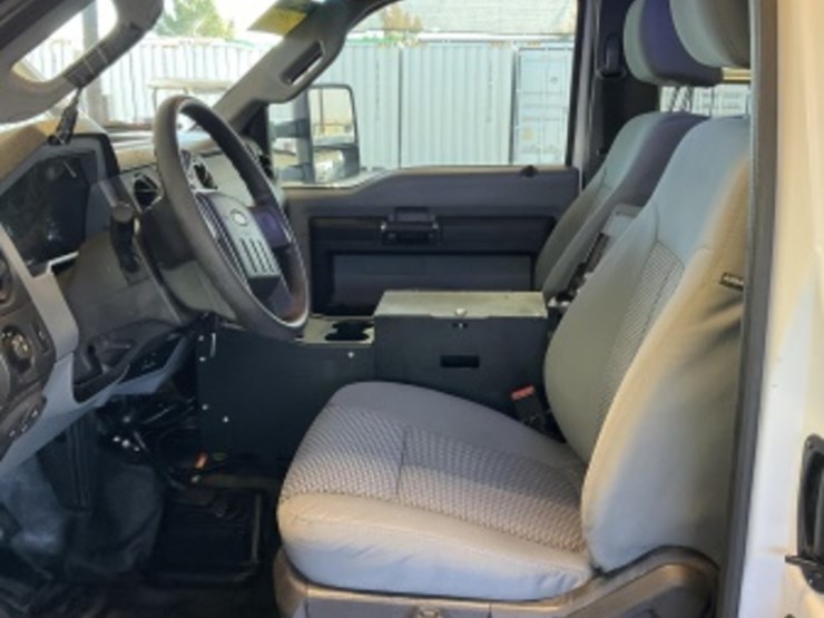 2016-ford-f450-image-24