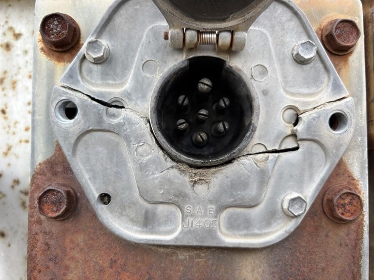 1982-fruehauf-van-image-8