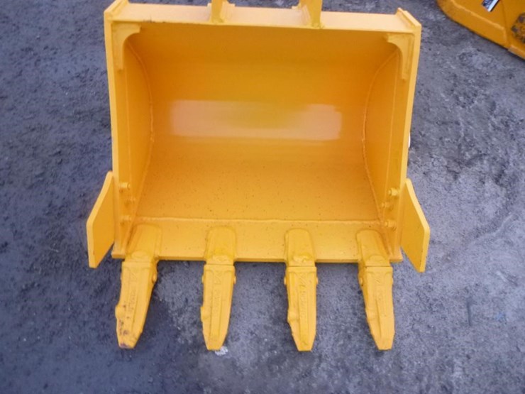 caterpillar-303-image-6