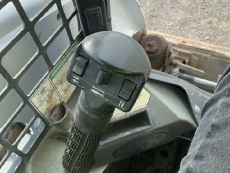 2019-bobcat-s630-image-18