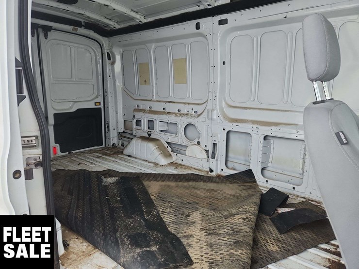 2017-ford-transit-image-29