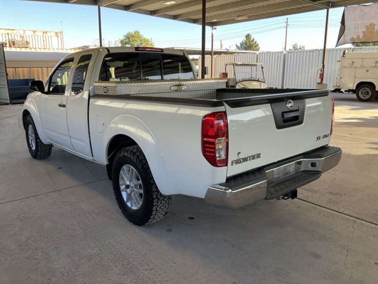 2017-nissan-frontier-image-5