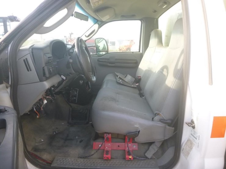 2007-ford-f450-image-10