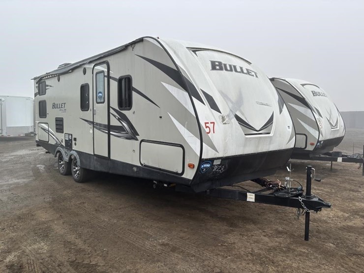 2020-bullet-bl243bhsw20-travel-trailer-image-2