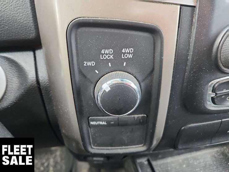 2013-dodge-1500-image-19