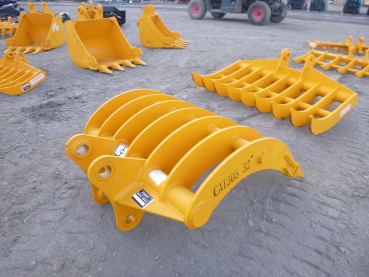 caterpillar-305-image-3