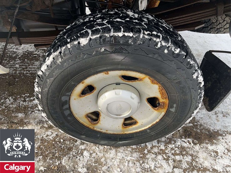 2009-ford-f350-image-11