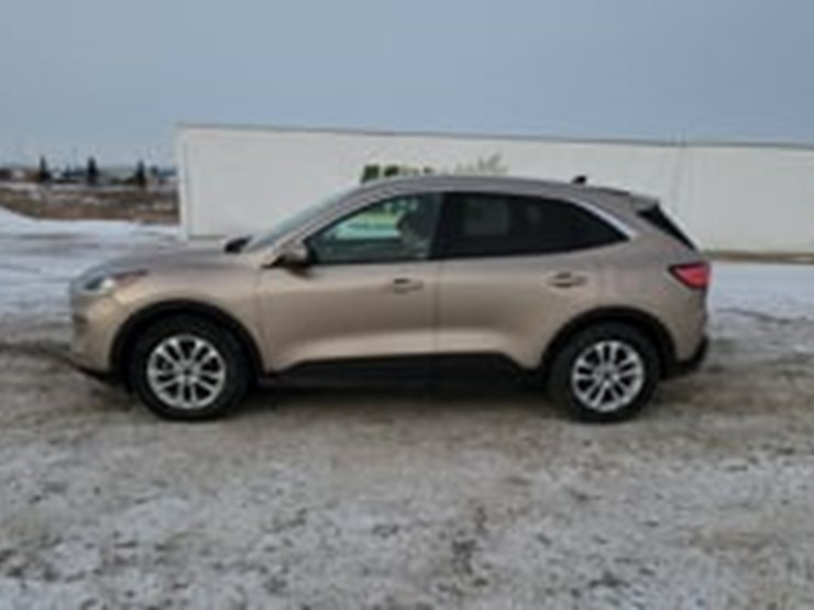 2020-ford-escape-image-5