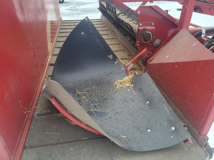 2013-new-holland-h5420-image-32